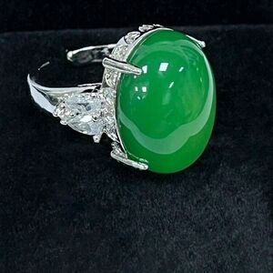 Lustrous Green Gemstone Silver Ring